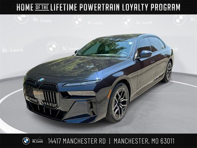Photo of 2025 Carbon Black Metallic BMW 760