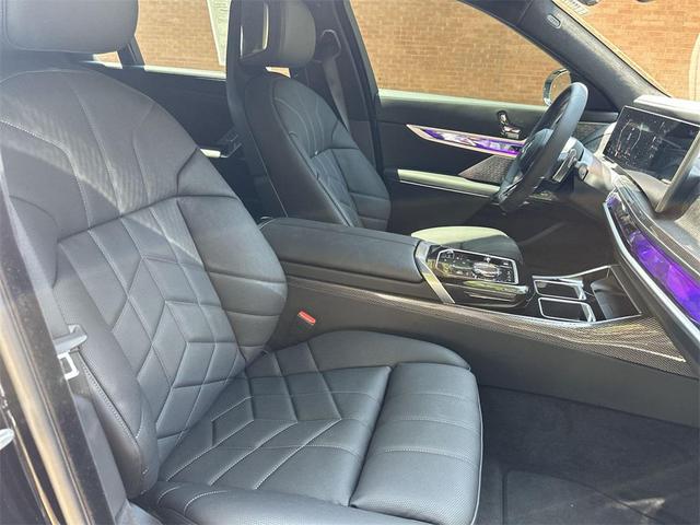 Photo of 2025 Carbon Black Metallic BMW 760