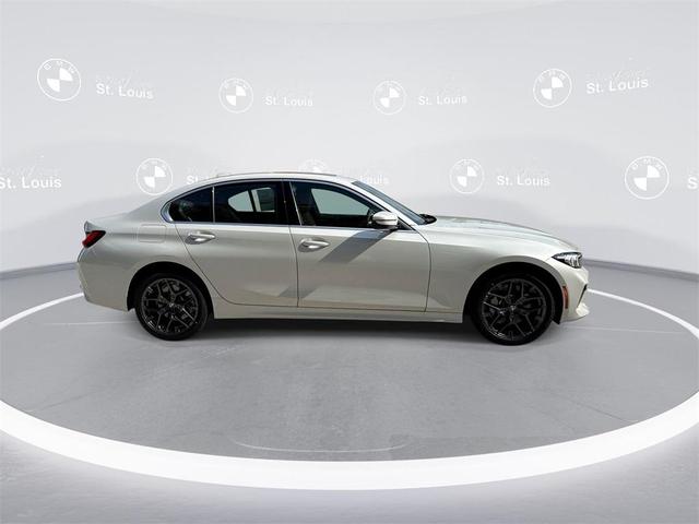 Photo of 2025 Mineral White Metallic BMW 330