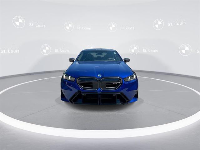 Photo of 2026 Marina Bay Blue Metallic BMW M5
