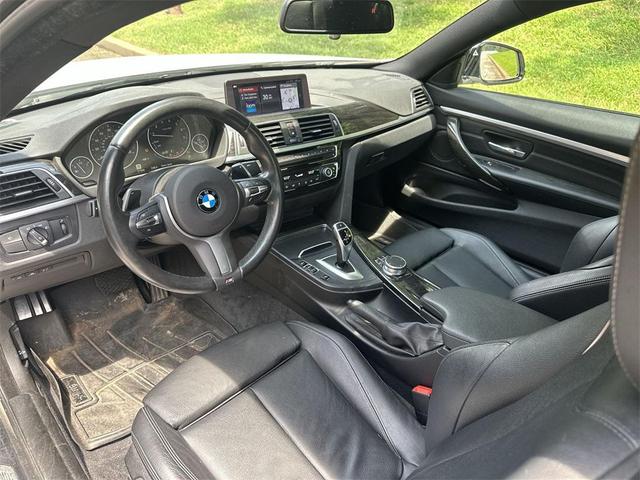 Photo of 2020 Alpine White BMW 430
