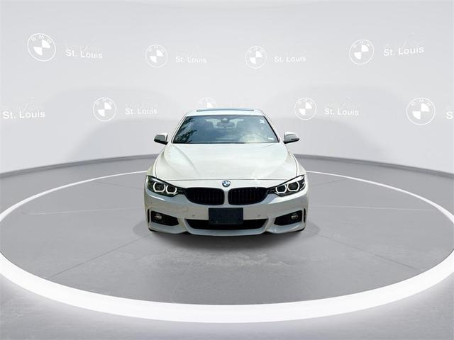 Photo of 2020 Alpine White BMW 430