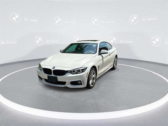 Photo of 2020 Alpine White BMW 430