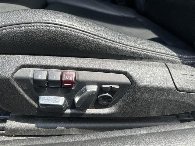 Photo of 2020 Alpine White BMW 430