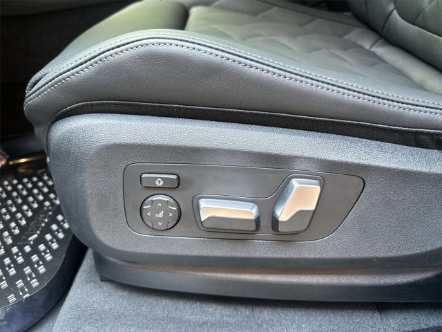 Photo of 2026 Skyscraper Gray Metallic BMW X5