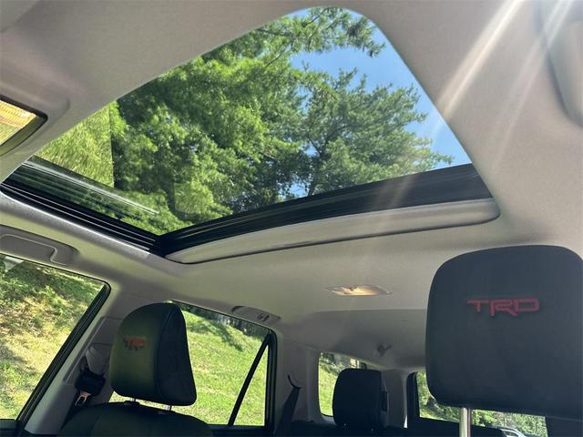 Photo of 2023 Midnight Black Metallic Toyota 4Runner
