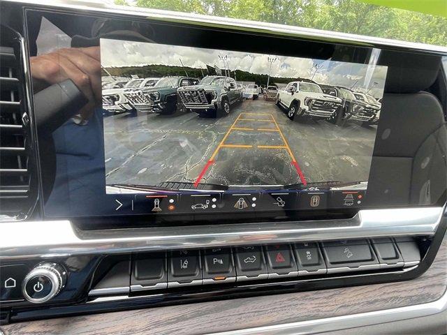 Photo of 2025 Summit White GMC Sierra 2500