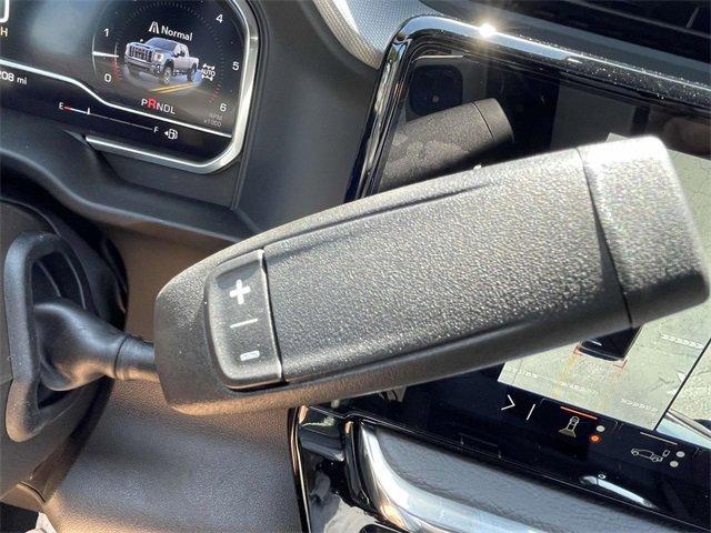 Photo of 2025 Summit White GMC Sierra 2500