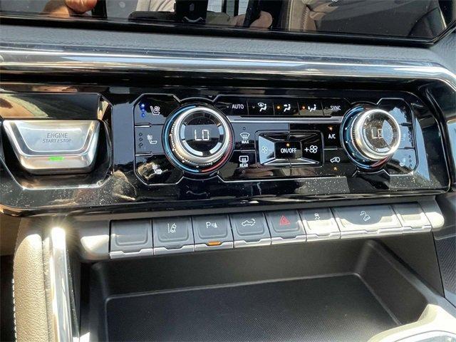Photo of 2025 Summit White GMC Sierra 2500