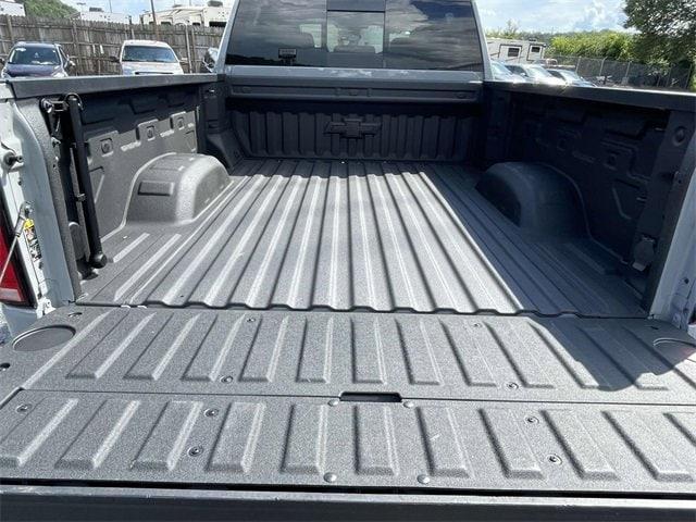 Photo of 2024 Slate Gray Metallic Chevrolet Silverado 2500