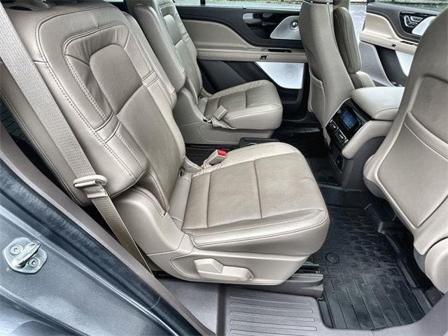 Photo of 2022 Metallic Lincoln Aviator