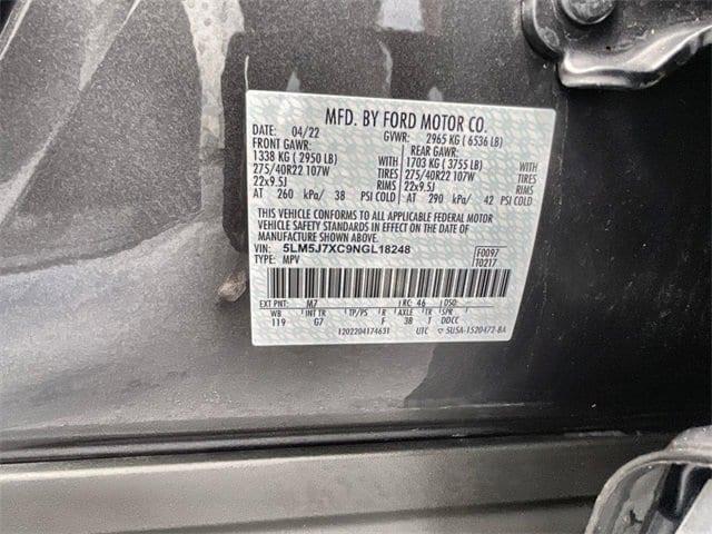 Photo of 2022 Metallic Lincoln Aviator