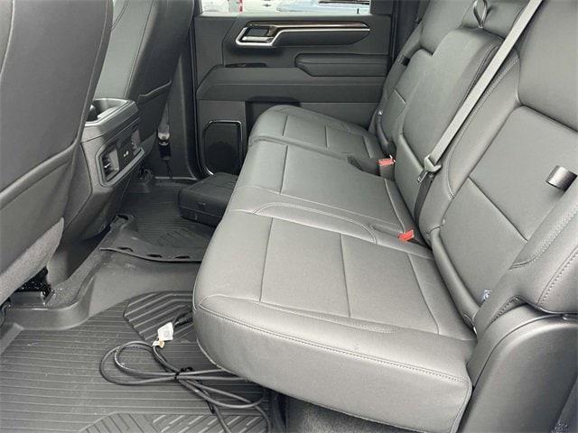 Photo of 2025 Summit White Chevrolet Silverado 2500