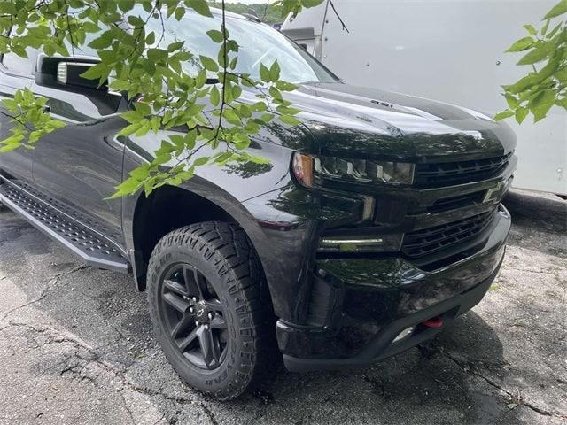 Photo of 2021 Black Chevrolet Silverado 1500