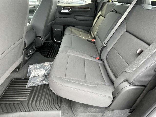 Photo of 2025 Summit White GMC Sierra 1500