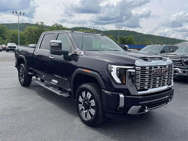 Photo of 2025 Titanium Rush Metallic GMC Sierra 2500