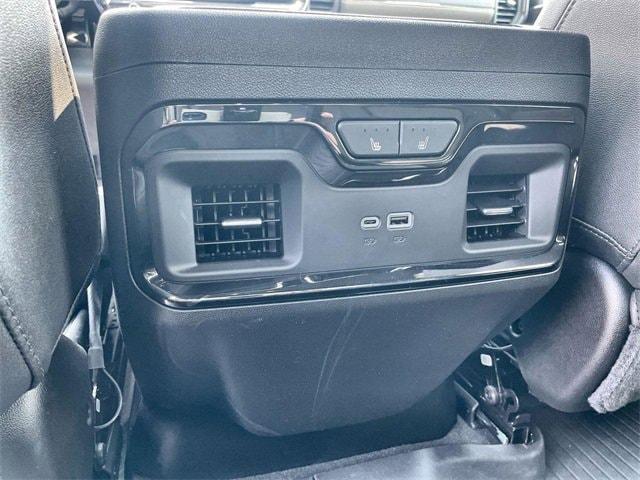 Photo of 2024 Black Chevrolet Silverado 2500