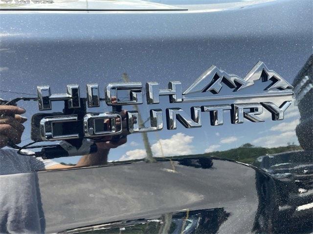 Photo of 2025 Black Chevrolet Silverado 2500