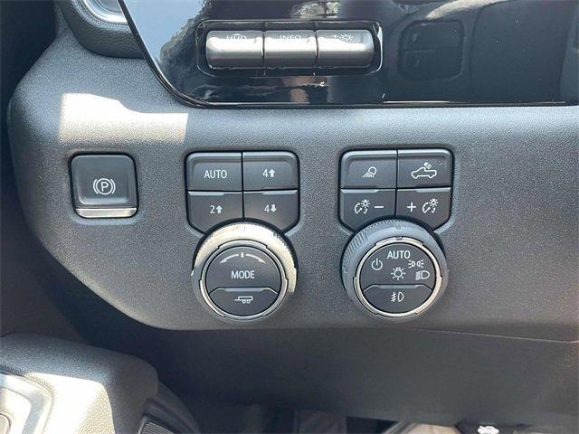 Photo of 2025 Black Chevrolet Silverado 2500