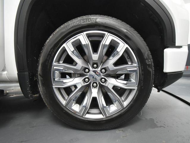 Photo of 2024 White Frost Tricoat GMC Sierra 1500