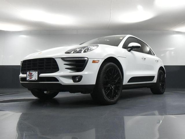 Photo of 2018 White Porsche Macan