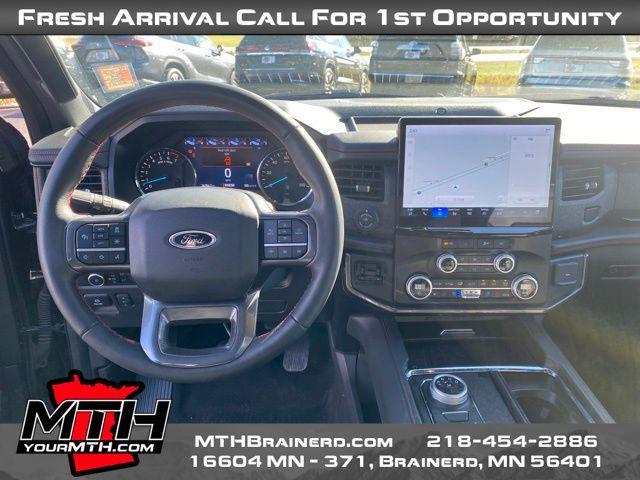 Photo of 2024 AGATE BLACK Ford Expedition