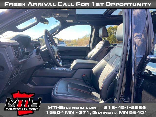 Photo of 2024 AGATE BLACK Ford Expedition