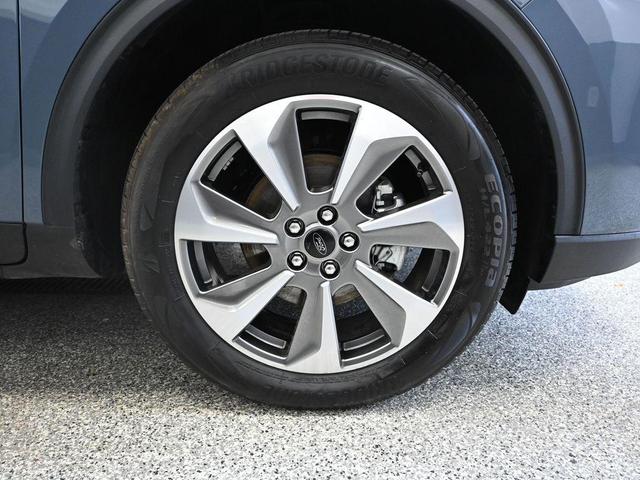 Photo of 2023 Vapor Blue Metallic Ford Escape