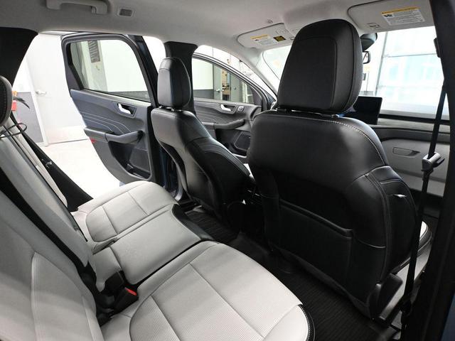 Photo of 2023 Vapor Blue Metallic Ford Escape