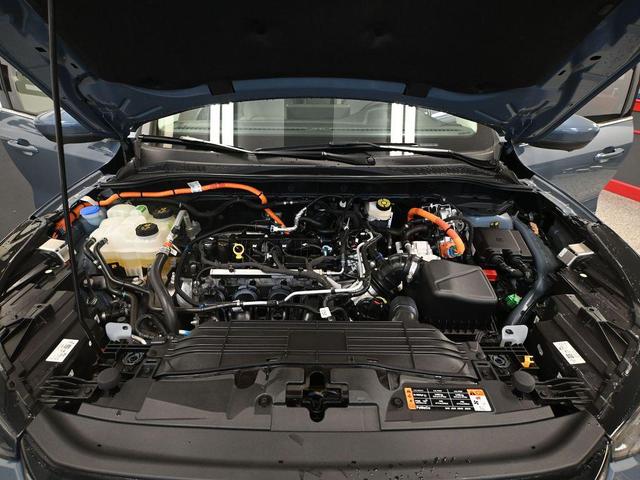 Photo of 2023 Vapor Blue Metallic Ford Escape
