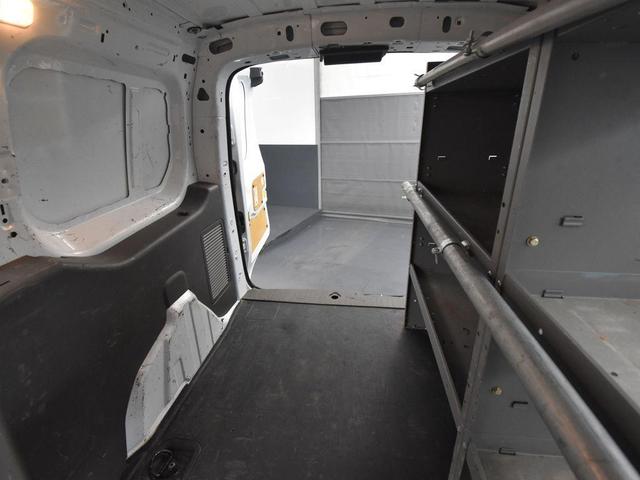 Photo of 2022 Frozen White Ford Transit Connect