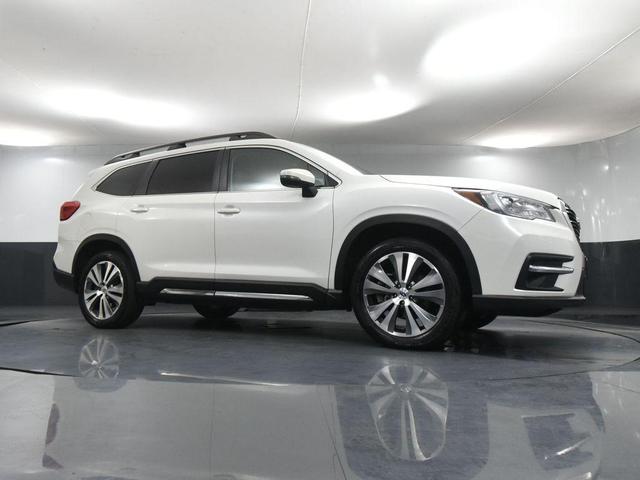 Photo of 2022 Crystal White Pearl Subaru Ascent