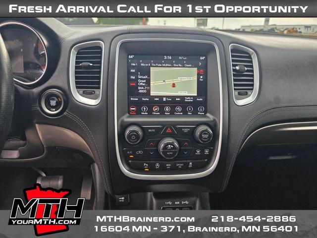 Photo of 2018 DB Black Clearcoat Dodge Durango