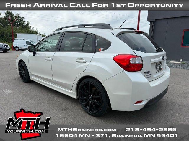 Photo of 2014 Satin White Pearl Subaru Impreza