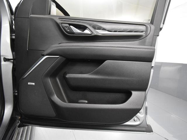 Photo of 2023 Sterling Metallic GMC Yukon XL