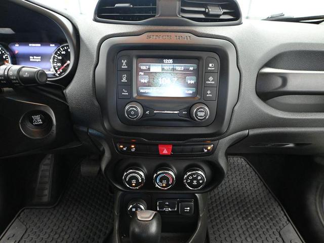 Photo of 2017 Hypergreen Clearcoat Jeep Renegade