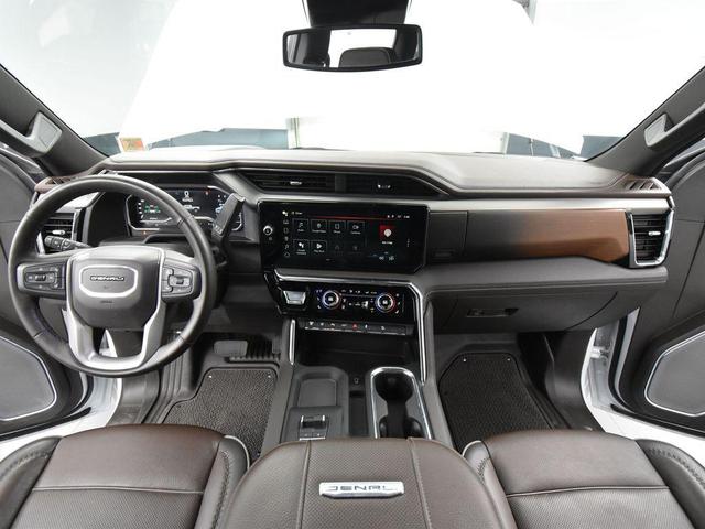 Photo of 2025 White Frost Tricoat GMC Sierra 3500