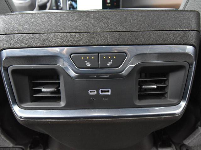 Photo of 2025 White Frost Tricoat GMC Sierra 3500