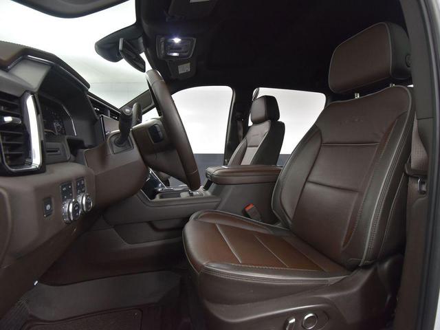 Photo of 2025 White Frost Tricoat GMC Sierra 3500