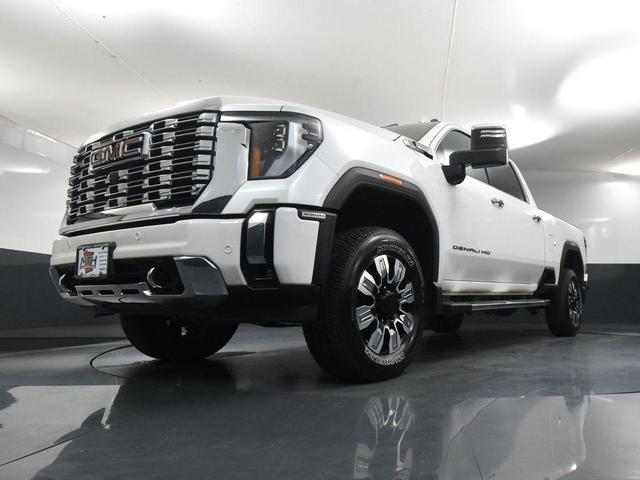 Photo of 2025 White Frost Tricoat GMC Sierra 3500