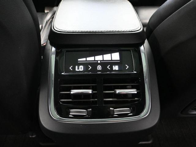 Photo of 2020 Osmium Grey Metallic Volvo XC90