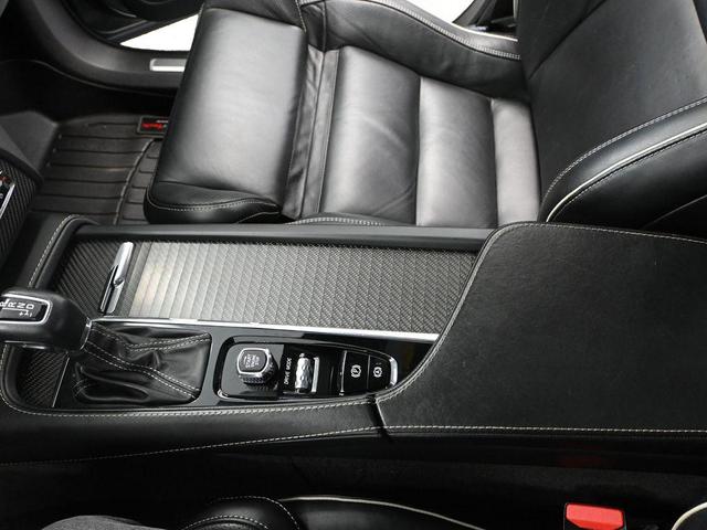 Photo of 2020 Osmium Grey Metallic Volvo XC90
