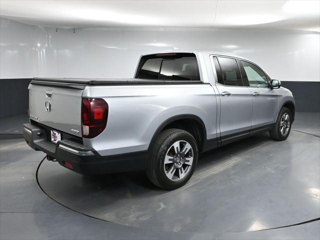 Photo of 2017 Lunar Silver Metallic Honda Ridgeline