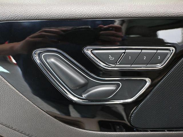 Photo of 2023 CERAMIC PEARL MET 3C Lincoln Aviator