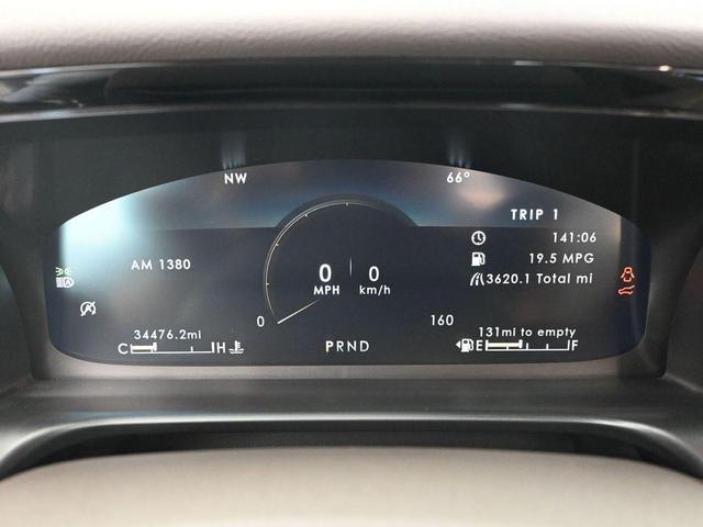 Photo of 2023 CERAMIC PEARL MET 3C Lincoln Aviator