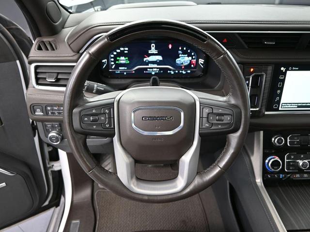Photo of 2024 Summit White GMC Yukon