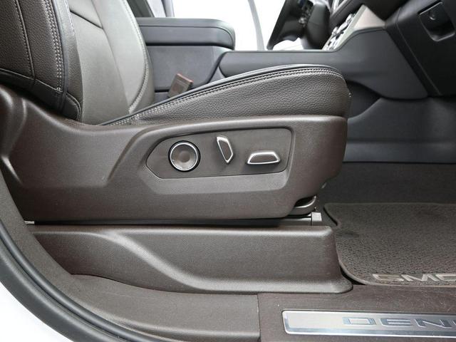 Photo of 2024 Summit White GMC Yukon
