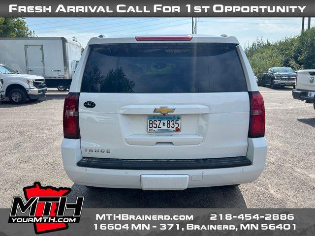 Photo of 2018 Summit White Chevrolet Tahoe