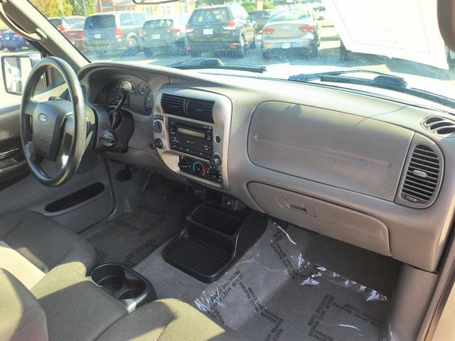 Photo of 2011 Silver Metallic Ford Ranger