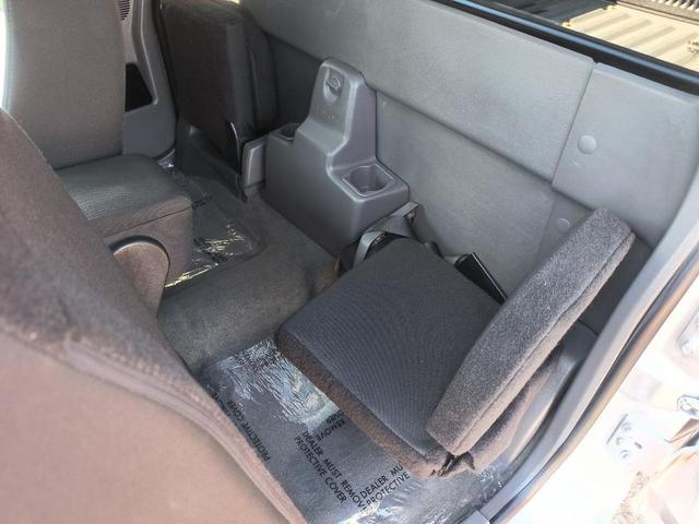 Photo of 2011 Silver Metallic Ford Ranger